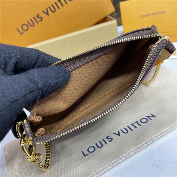 2026122105440113 580